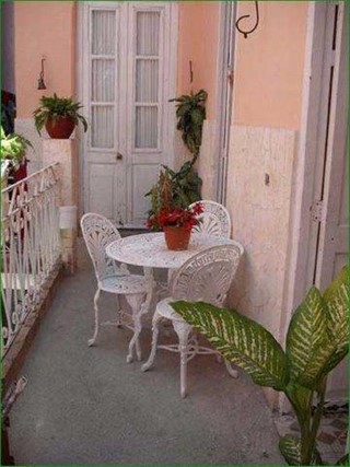 Patio de una de las casas de habitaciones Concha