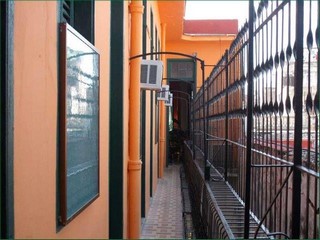Pasillo de entrada a las habitaciones de la Casa particular Emmilio en La Habana